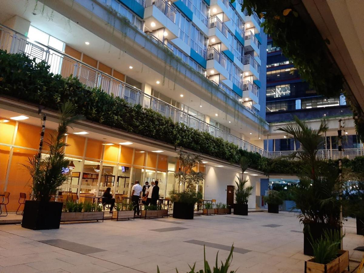 Cozy The H Residence Cawang By Bonzela Property Jakarta Extérieur photo